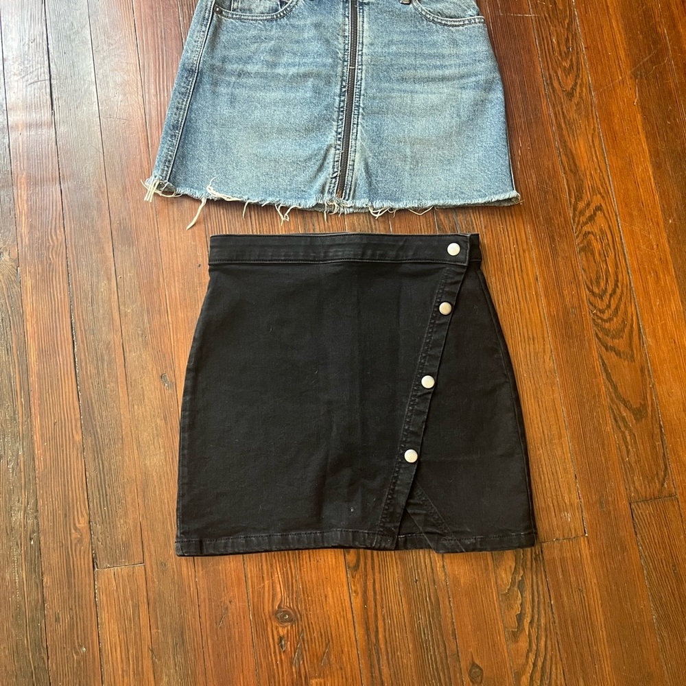 2 We The Free Black Asymmetrical Skirt/ light denim skirt